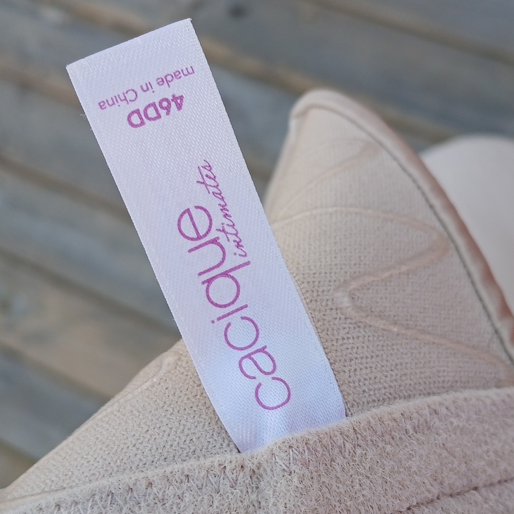 Strapless 46dd Bra - image 4